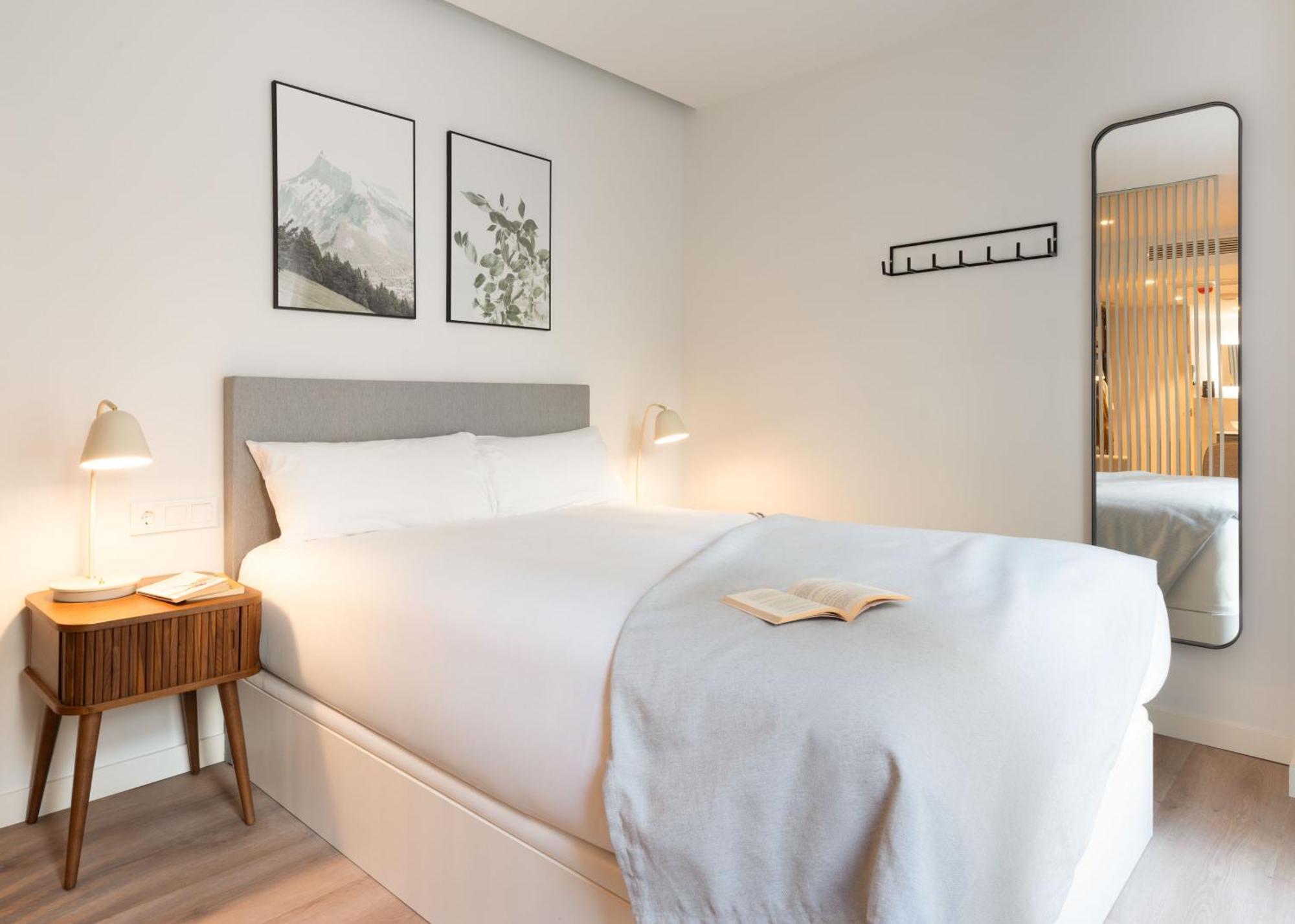 Limehome Madrid Calle De Juan Hurtado De Mendoza Екстер'єр фото